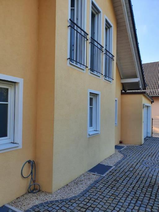 Phantastisches Haus Mit Pool Direkt In Muenchen Ngoại thất bức ảnh