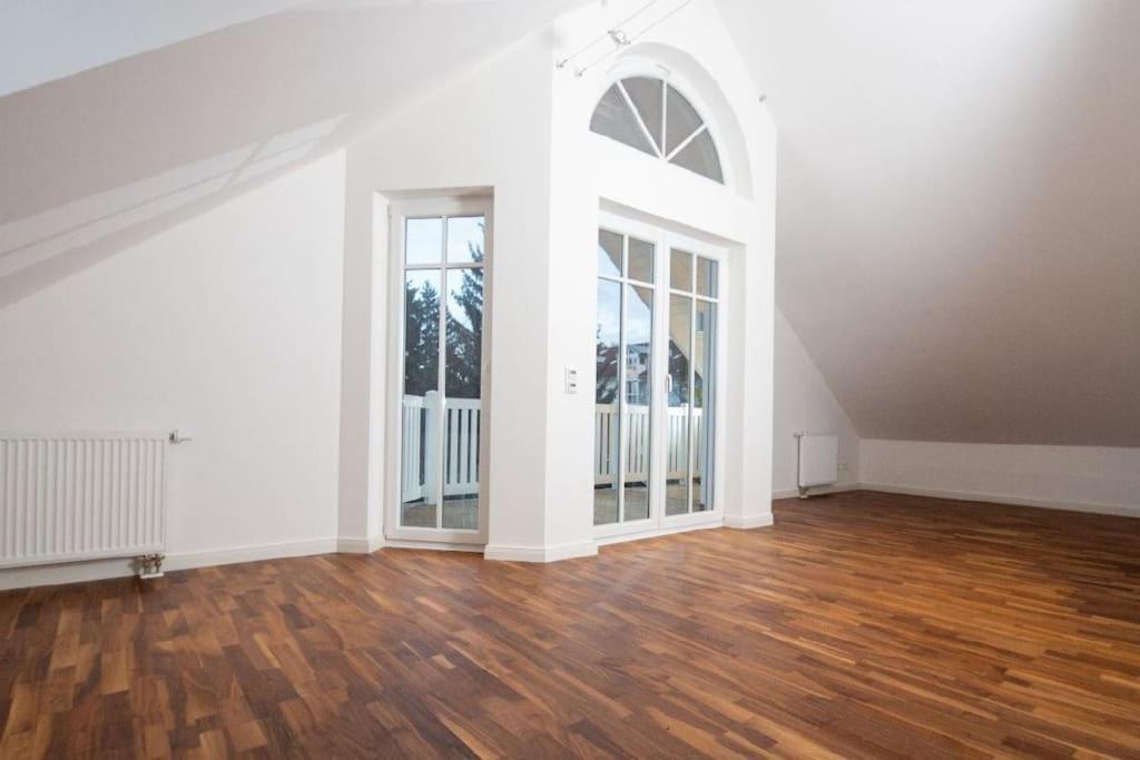 Phantastisches Haus Mit Pool Direkt In Muenchen Ngoại thất bức ảnh